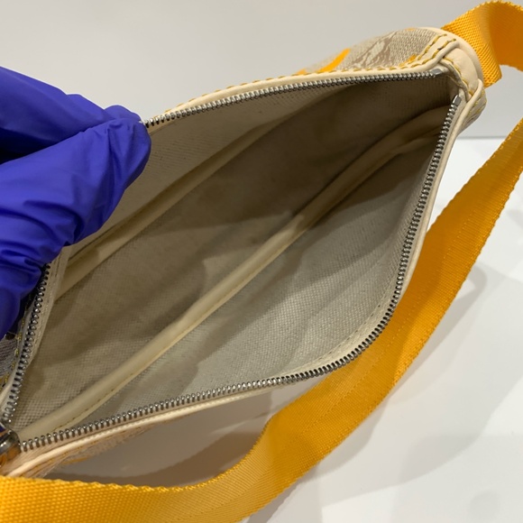 Celine Yellow Beige Carriage Shoulder Bag sku#85546(Gently used,outside peeling) - Picture 10 of 15